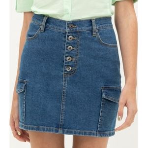 Cargo denim mini skirt